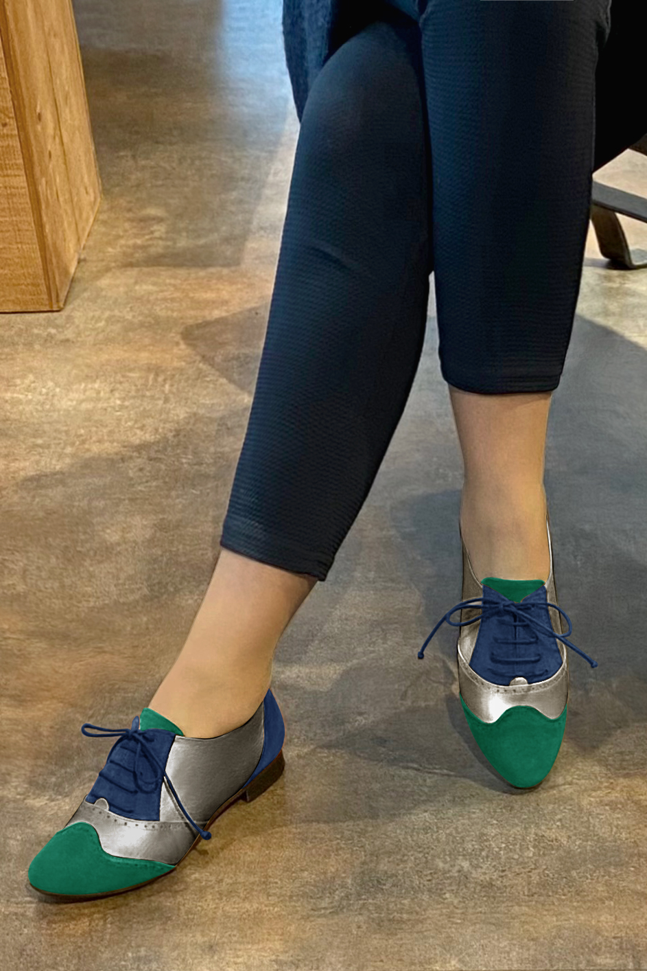 Emerald green, taupe brown and navy blue women's fashion lace-up shoes.. Worn view - Florence KOOIJMAN